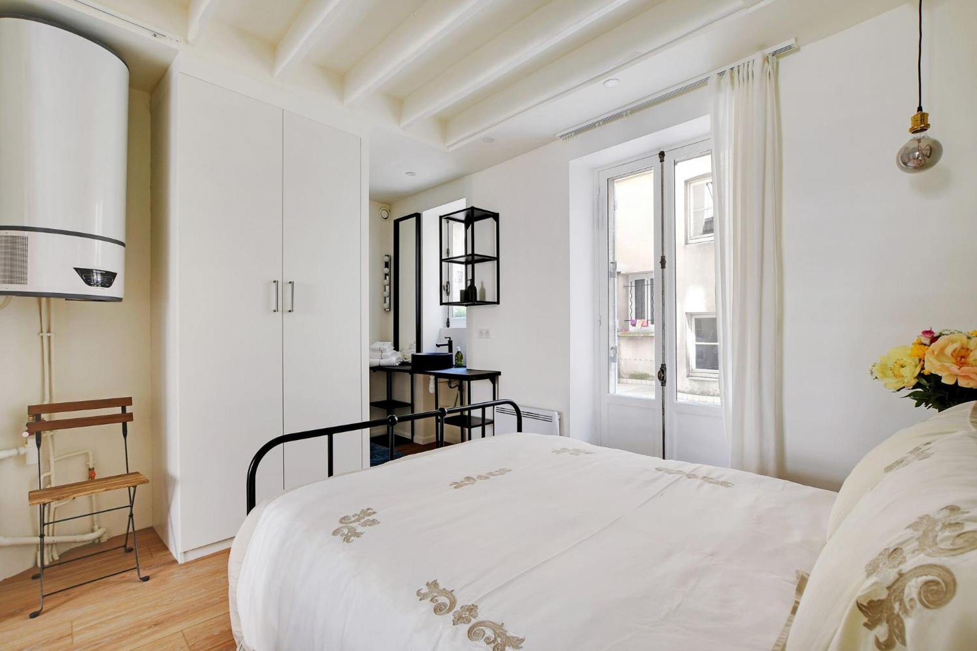 Invalides - Tour Eiffel Apartment Париж Екстериор снимка